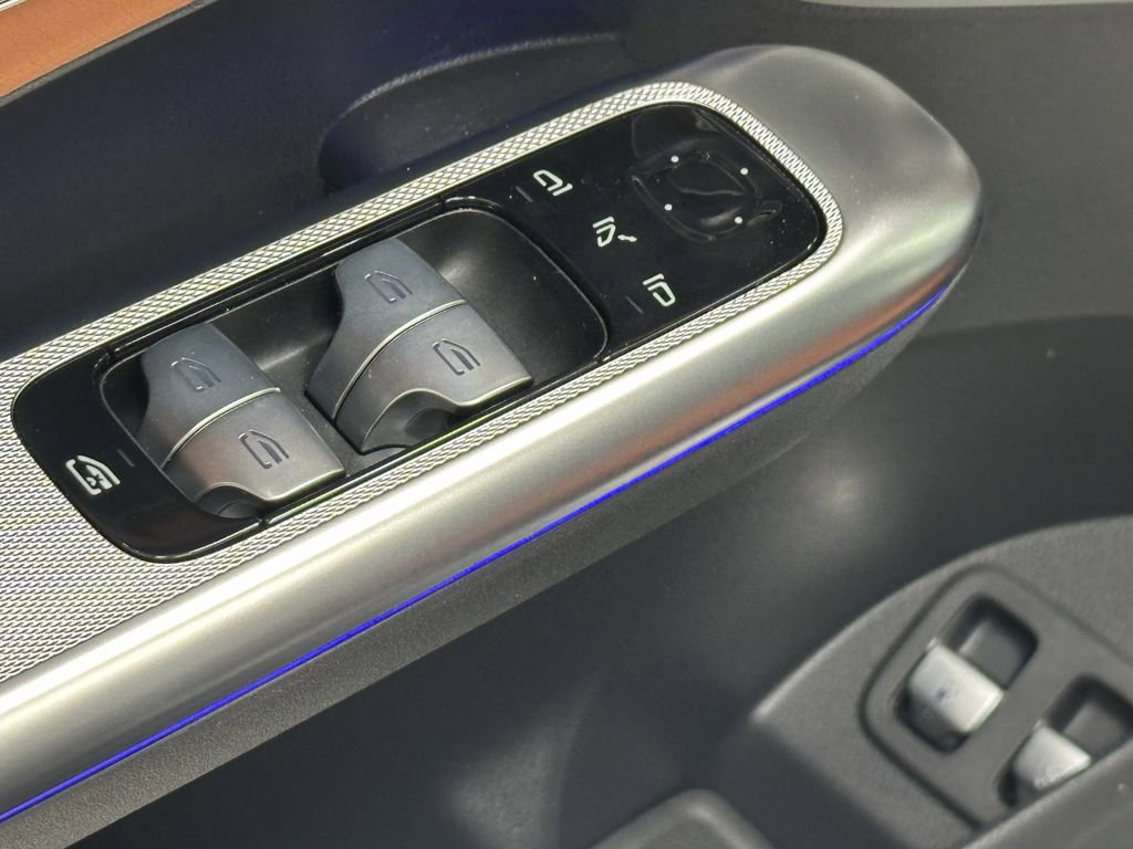 2026 Mercedes Benz GLC 350e 4MATIC photo 11