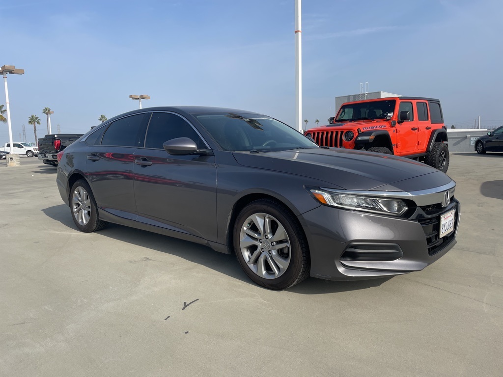 2019 Honda Accord LX's photo