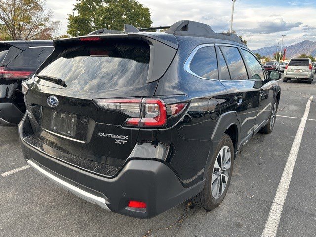 2024 Subaru Outback Limited XT photo 3