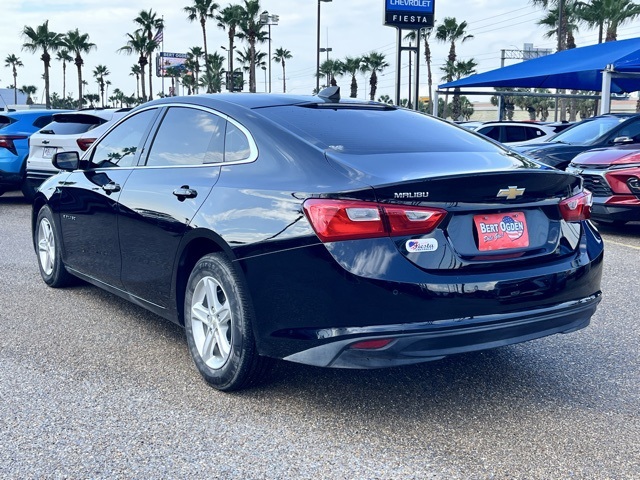 2024 Chevrolet Malibu LS photo 3