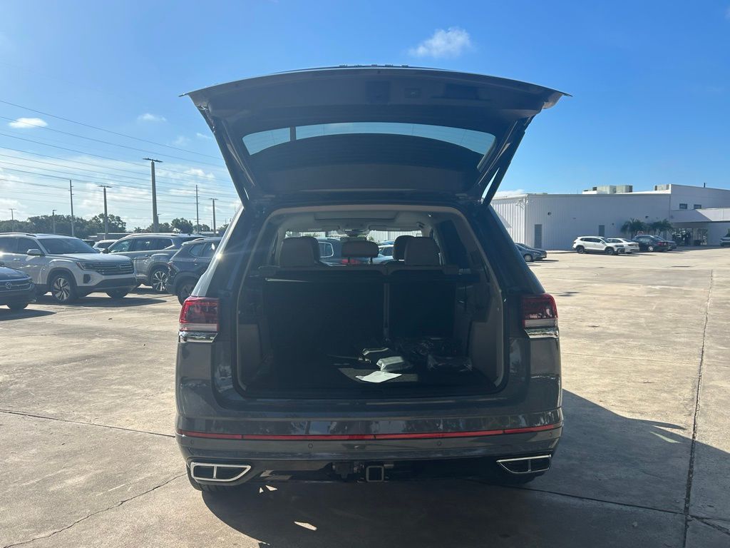 2026 Volkswagen Atlas SEL Premium R-Line photo 36