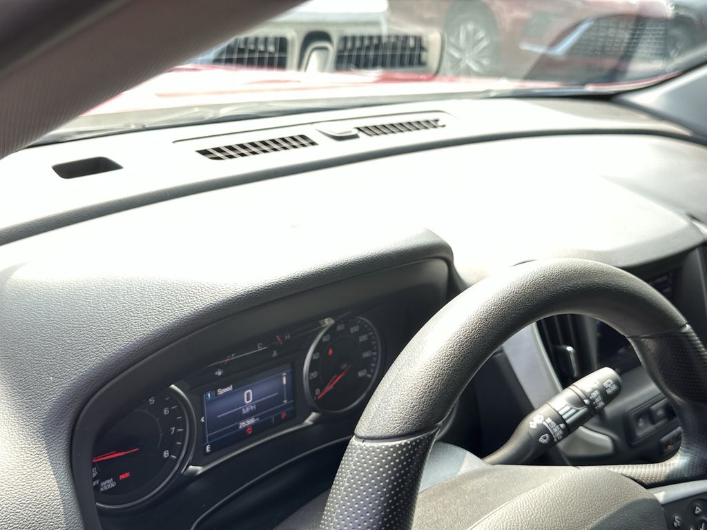 2024 GMC TERRAIN - Image 10