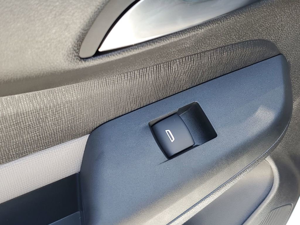 2025 Buick Envista Avenir photo 42