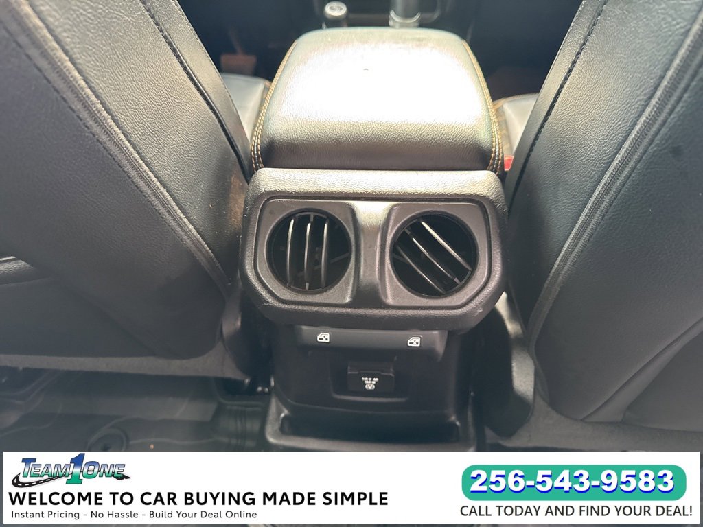 2021 Jeep Wrangler Unlimited Sahara High Altitude photo 23