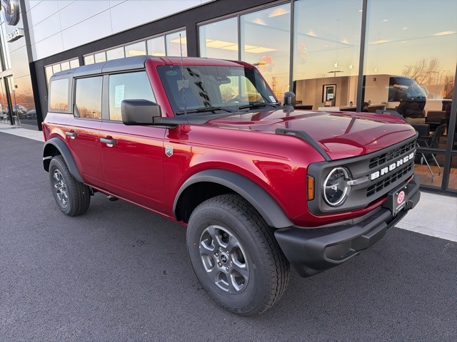 2025 Ford Bronco 4-Door Big Bend's photo