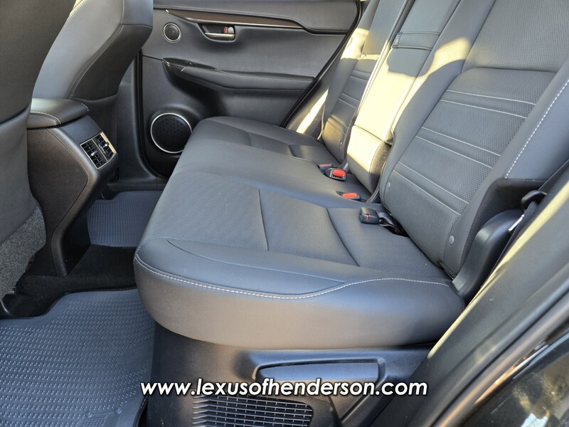 2021 Lexus NX 300h AWD photo 12