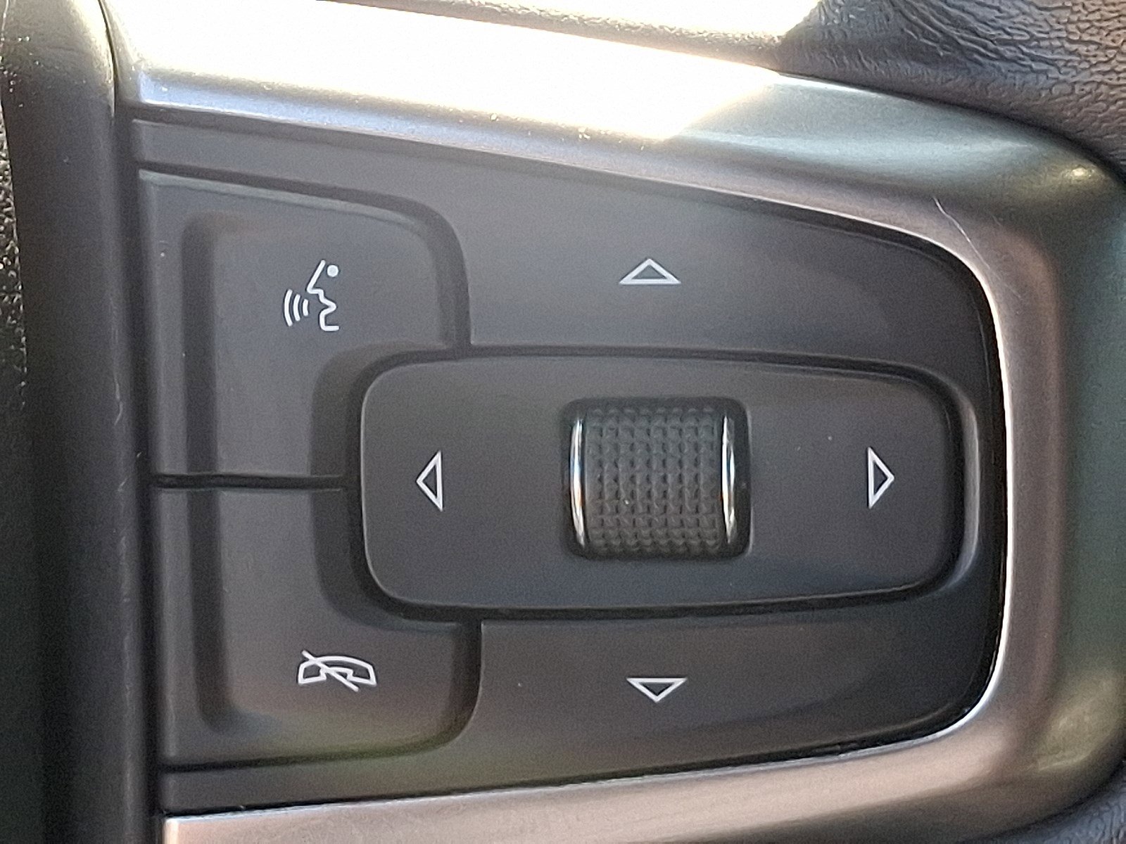2022 Chevrolet Silverado 1500 RST photo 21