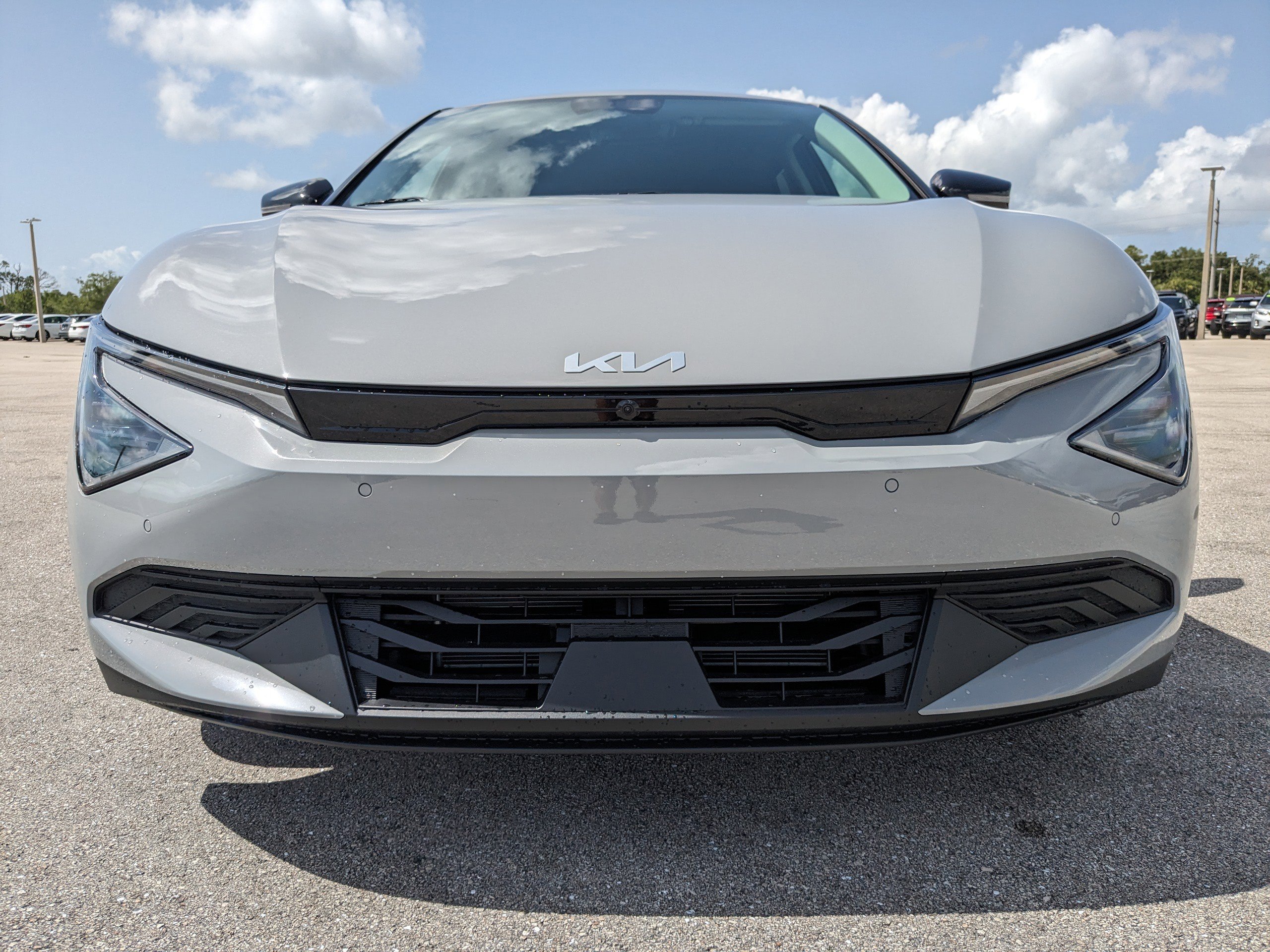 2025 Kia EV6 Light photo 2