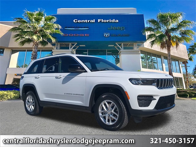 2025 Jeep Grand Cherokee Laredo's photo