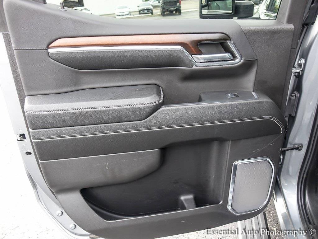 2024 GMC SIERRA - Image 24