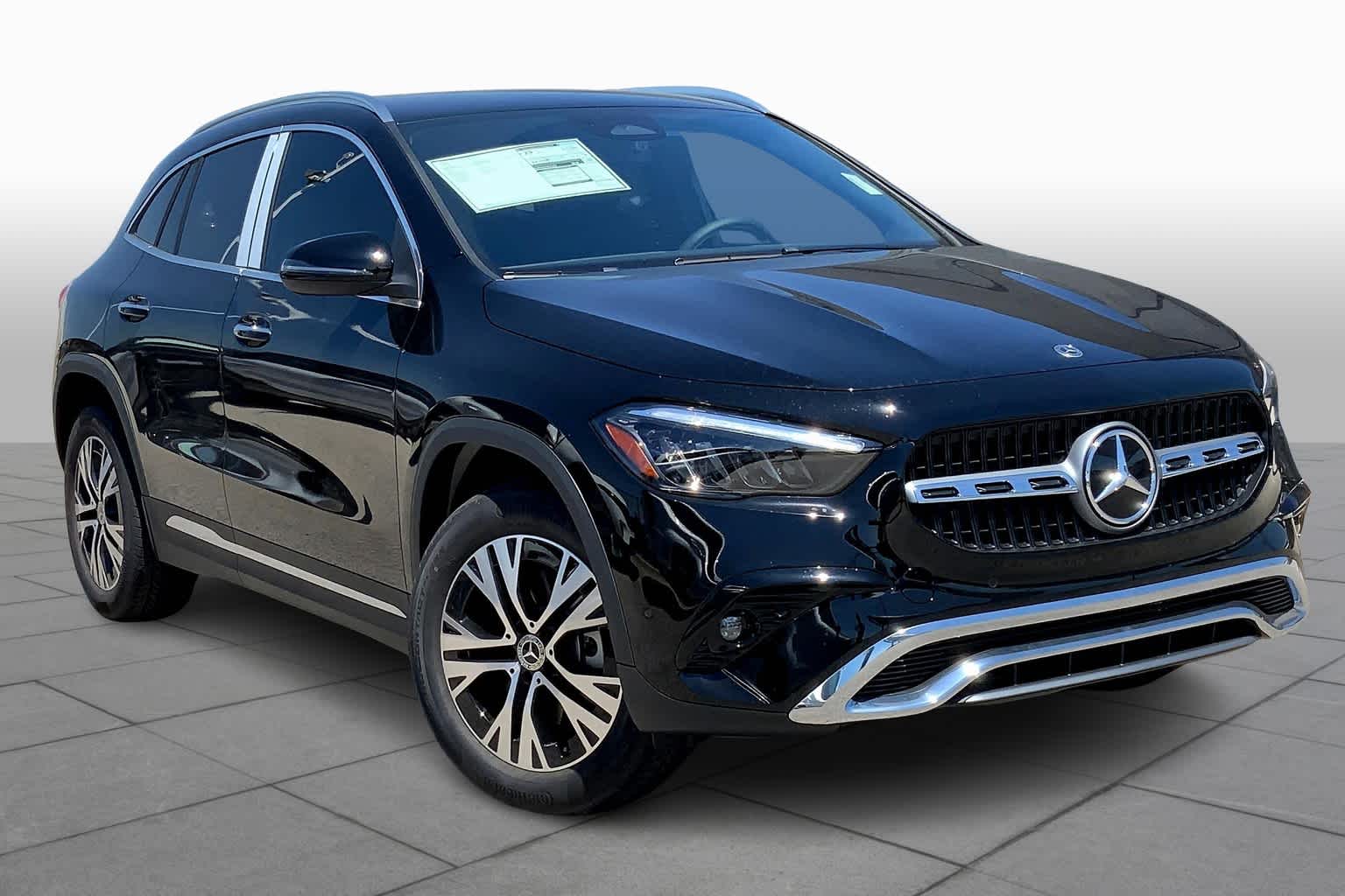 2025 Mercedes Benz GLA 250 photo 2