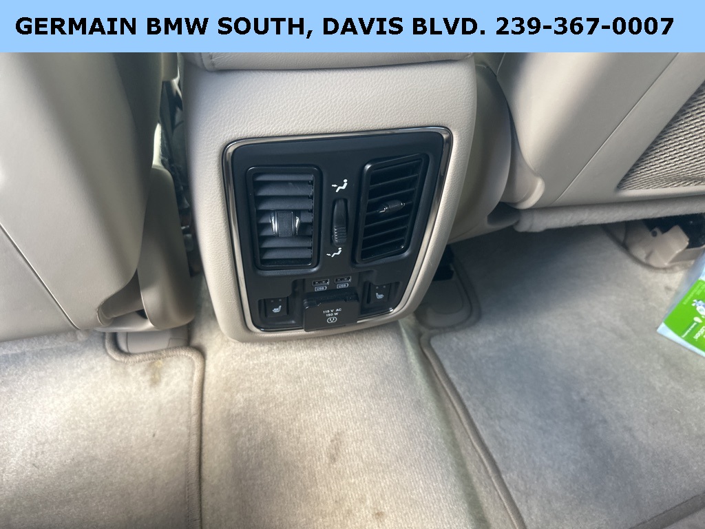 2019 Jeep Grand Cherokee Overland photo 21