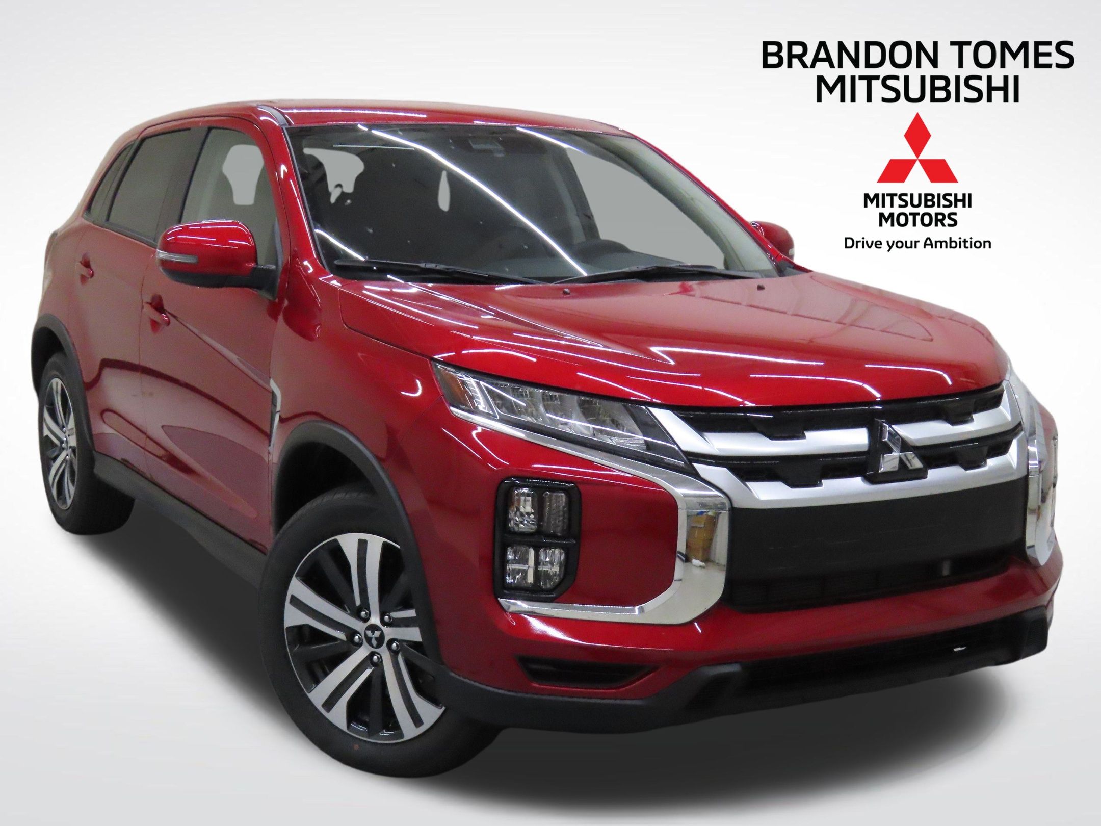 2025 Mitsubishi Outlander Sport SE's photo