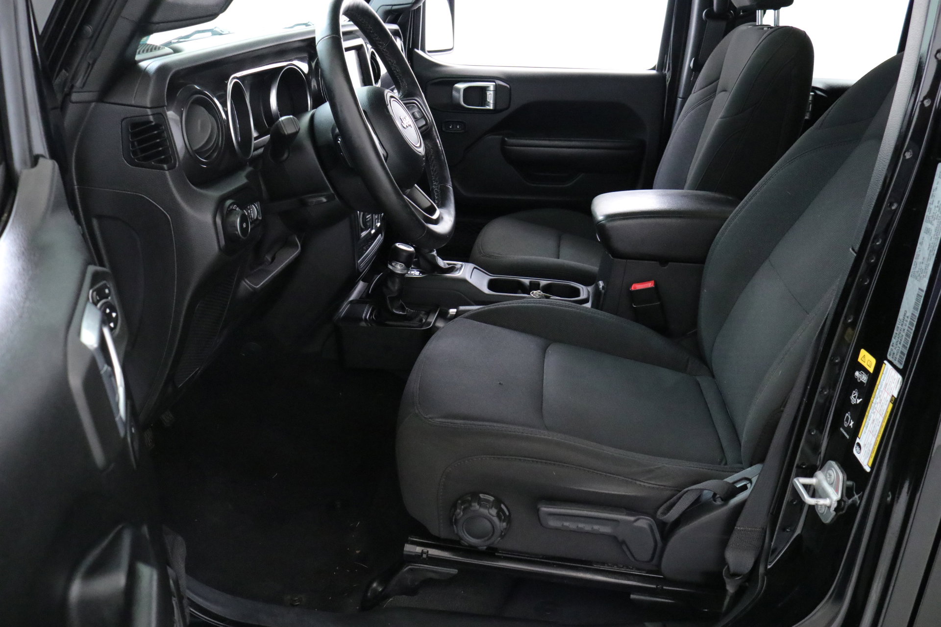2020 Jeep Wrangler Unlimited Sport Altitude photo 23