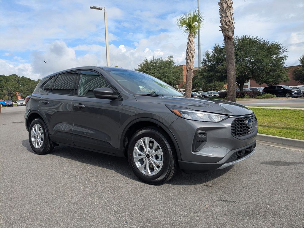 2025 Ford Escape Active photo 2
