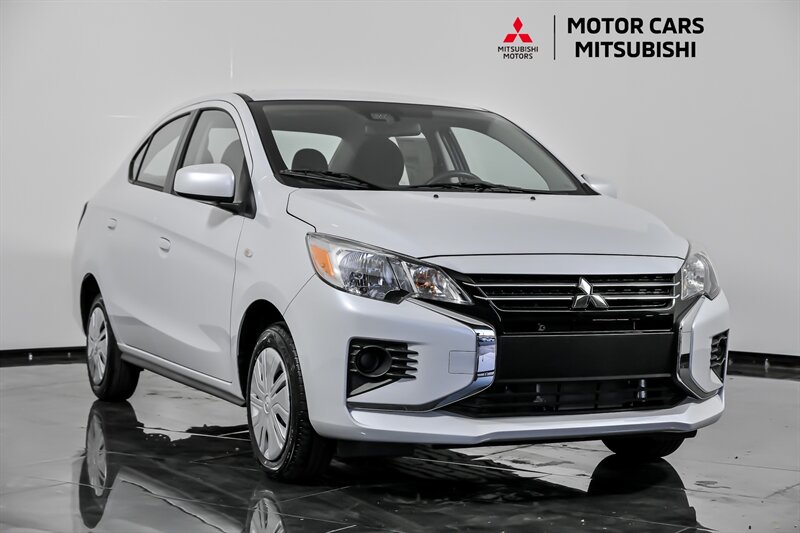 2024 Mitsubishi Mirage G4 ES's photo