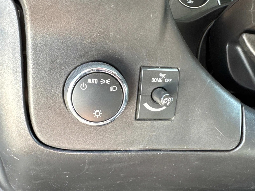 2013 Chevrolet Express 3500 Work Van photo 31