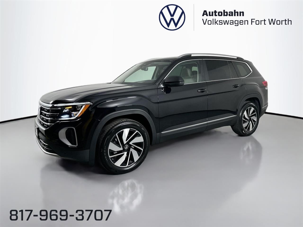 2026 Volkswagen Atlas SEL's photo