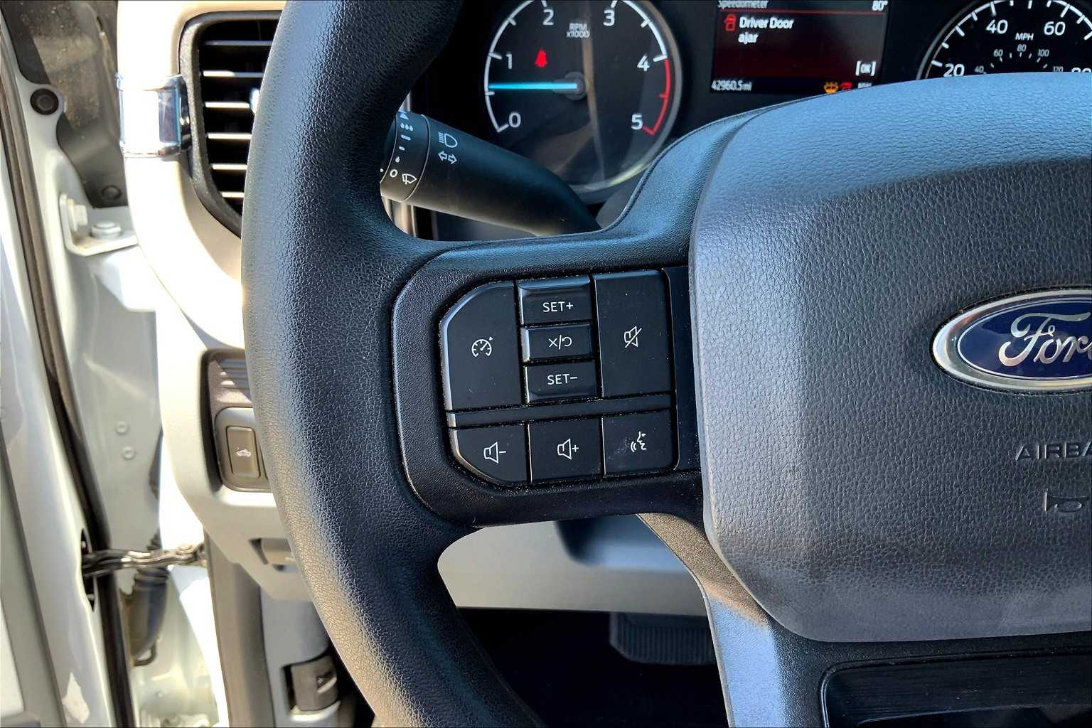 2024 Ford F-250 XLT photo 21