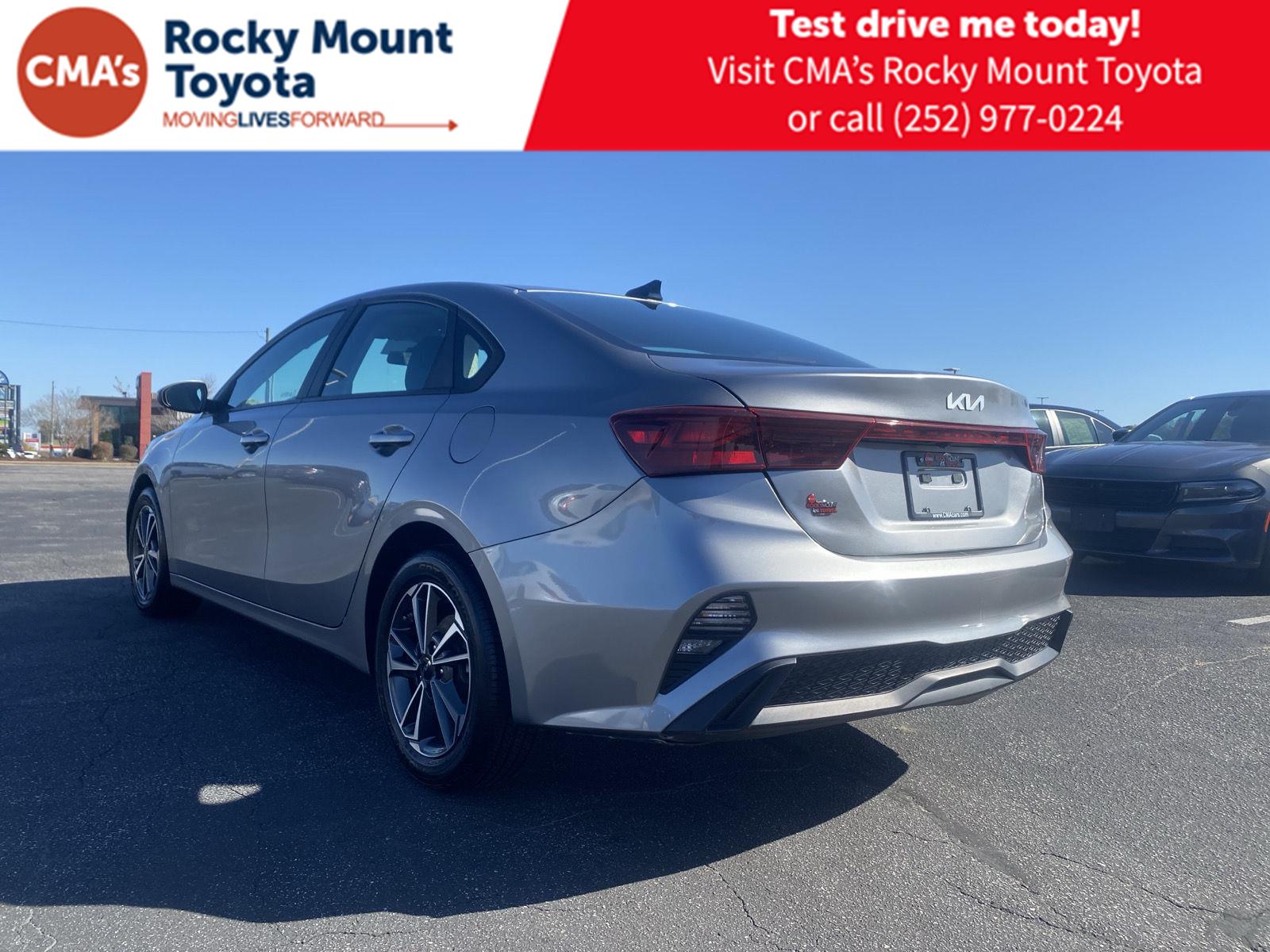 2022 Kia Forte LXS photo 4