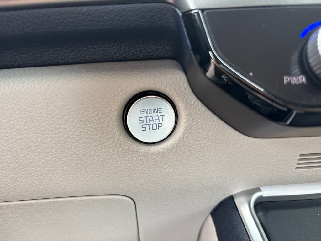 2026 Kia Carnival SX photo 17