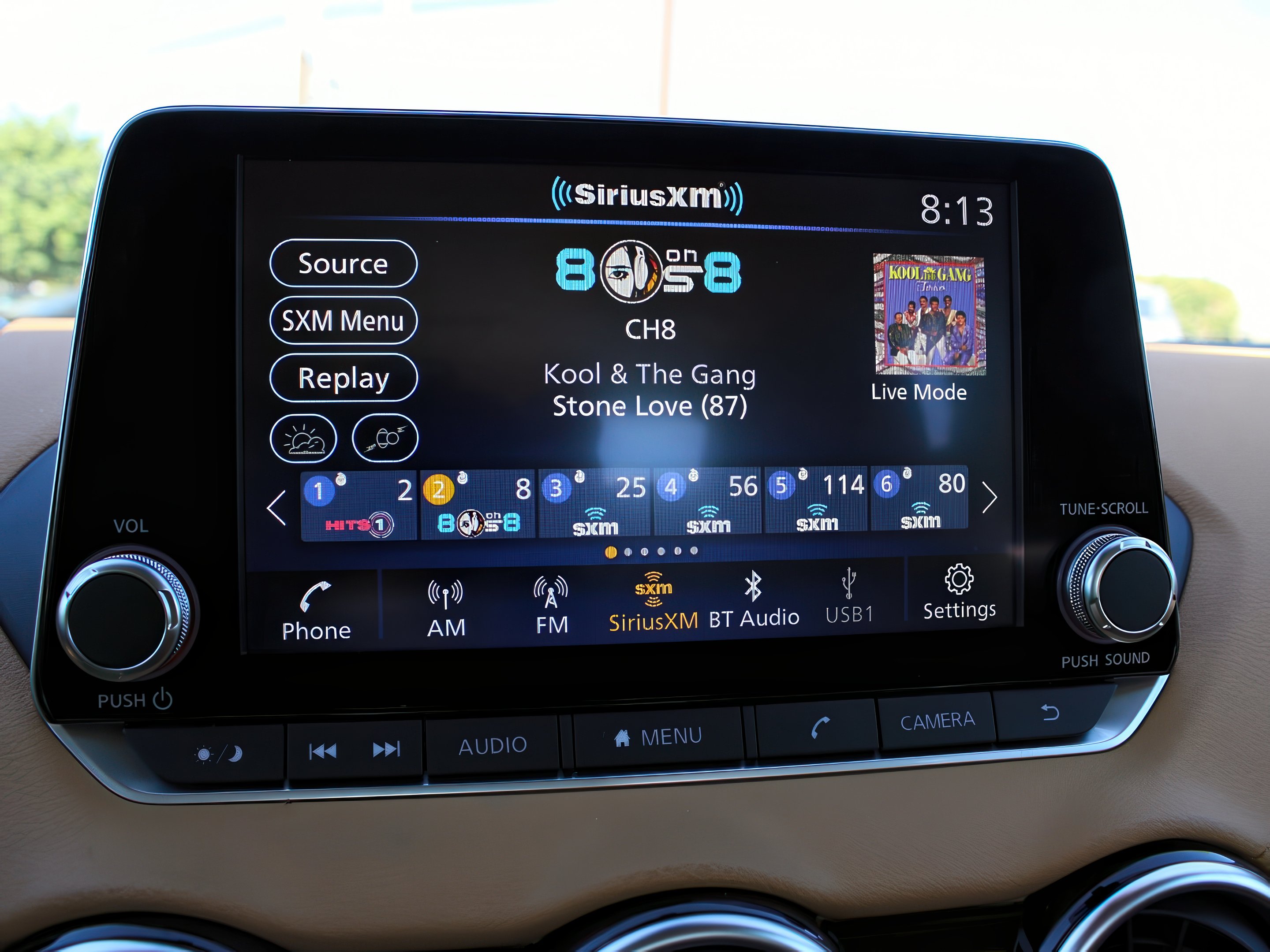 2025 Nissan Sentra SV photo 21