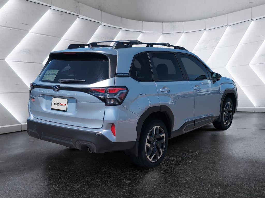 2025 Subaru Forester Limited photo 4