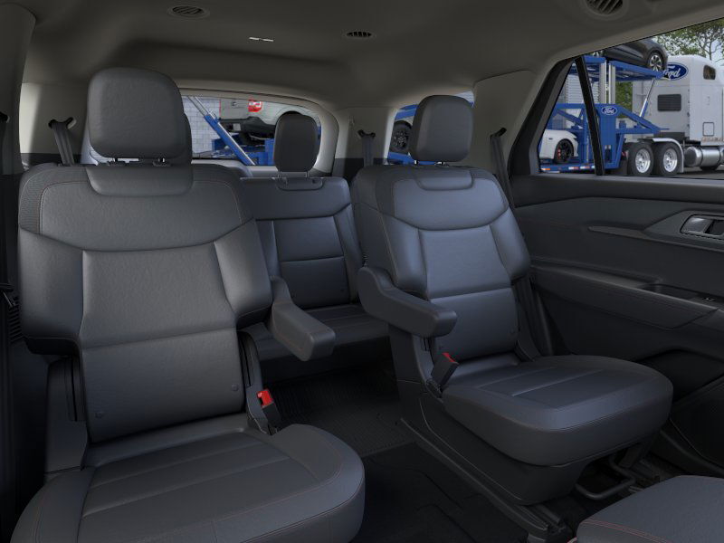 2025 Ford Explorer photo 6