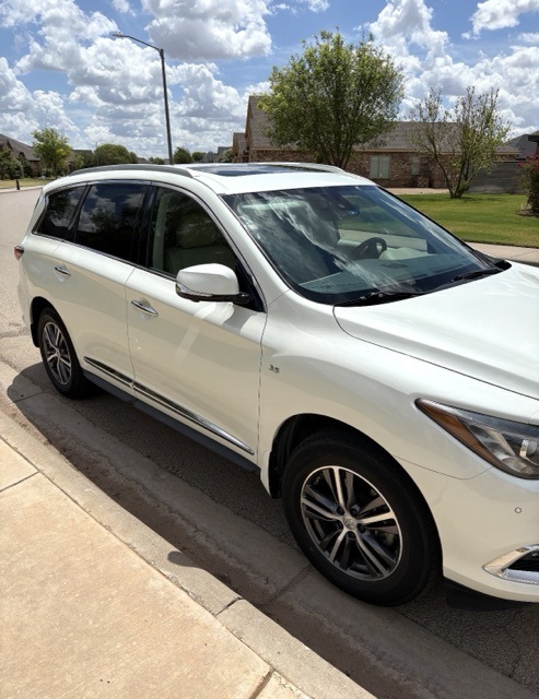 2017 INFINITI QX60 Base's photo