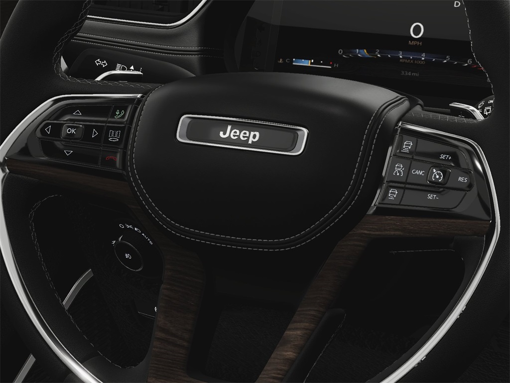 2025 Jeep Grand Cherokee Overland photo 16