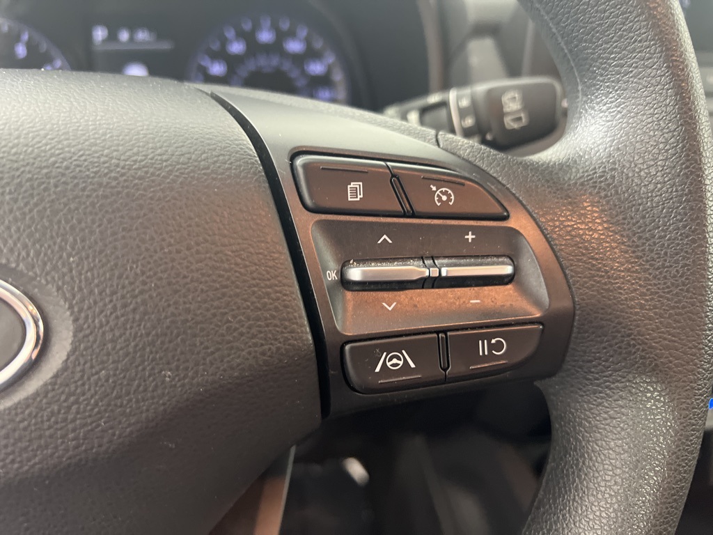 2023 Hyundai Kona SEL photo 16