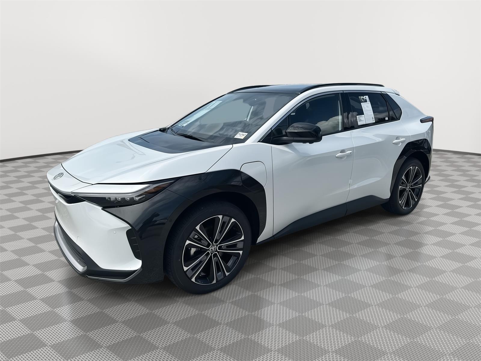 2025 Toyota bZ4X Limited