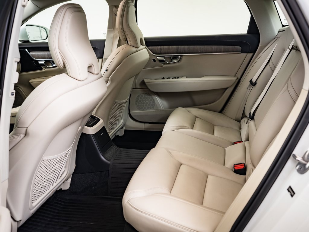 2024 Volvo S90 Recharge Ultimate photo 31