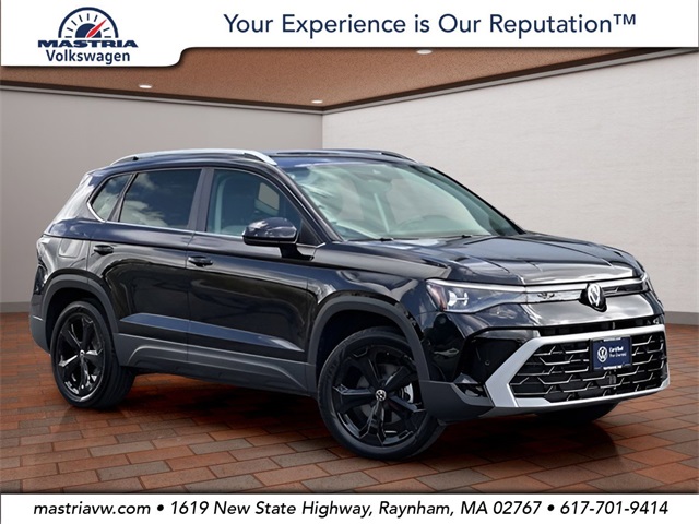 2025 Volkswagen Taos SEL's photo