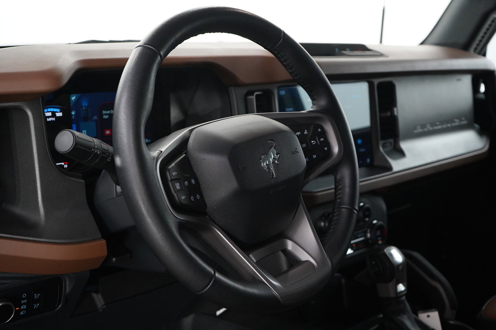 2024 Ford Bronco Outer Banks photo 21