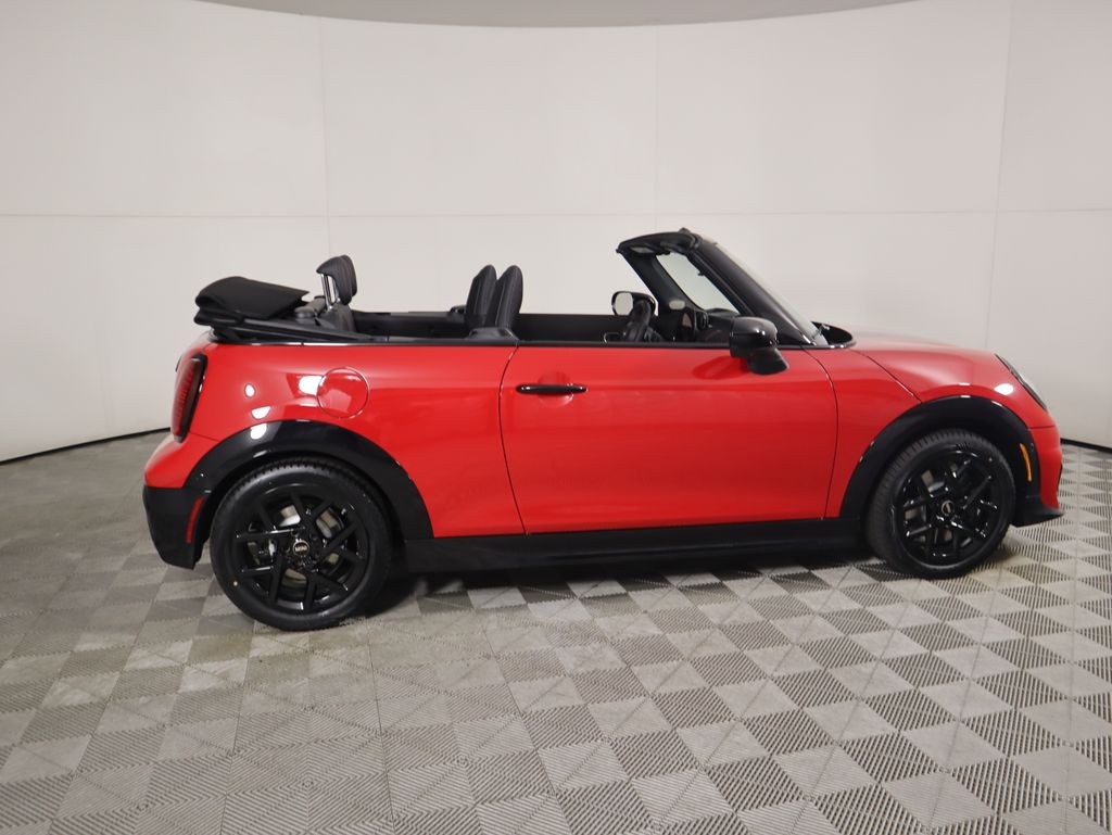 2026 Mini Cooper Convertible Iconic photo 4