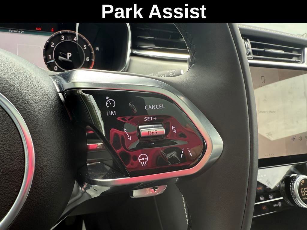 2025 Jaguar F-PACE P400 R-Dynamic S photo 20