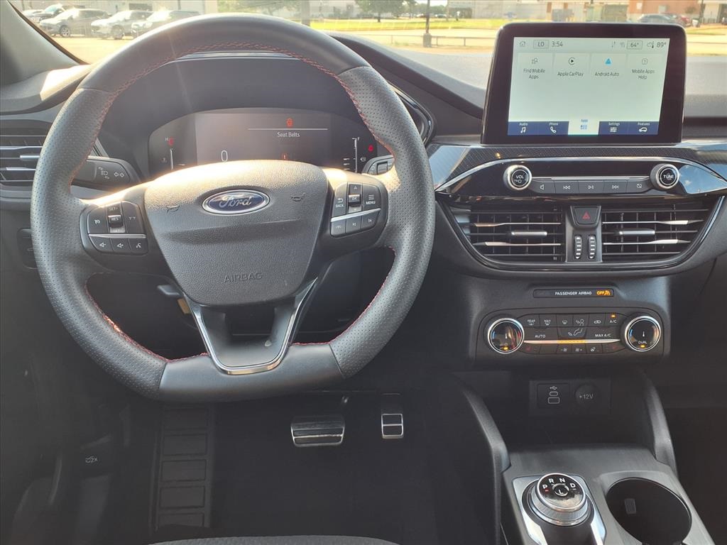 2024 Ford Escape ST-Line photo 4