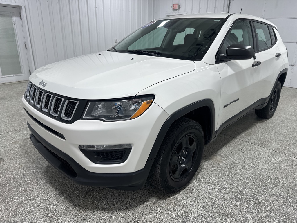 2020 Jeep Compass Sport photo 3