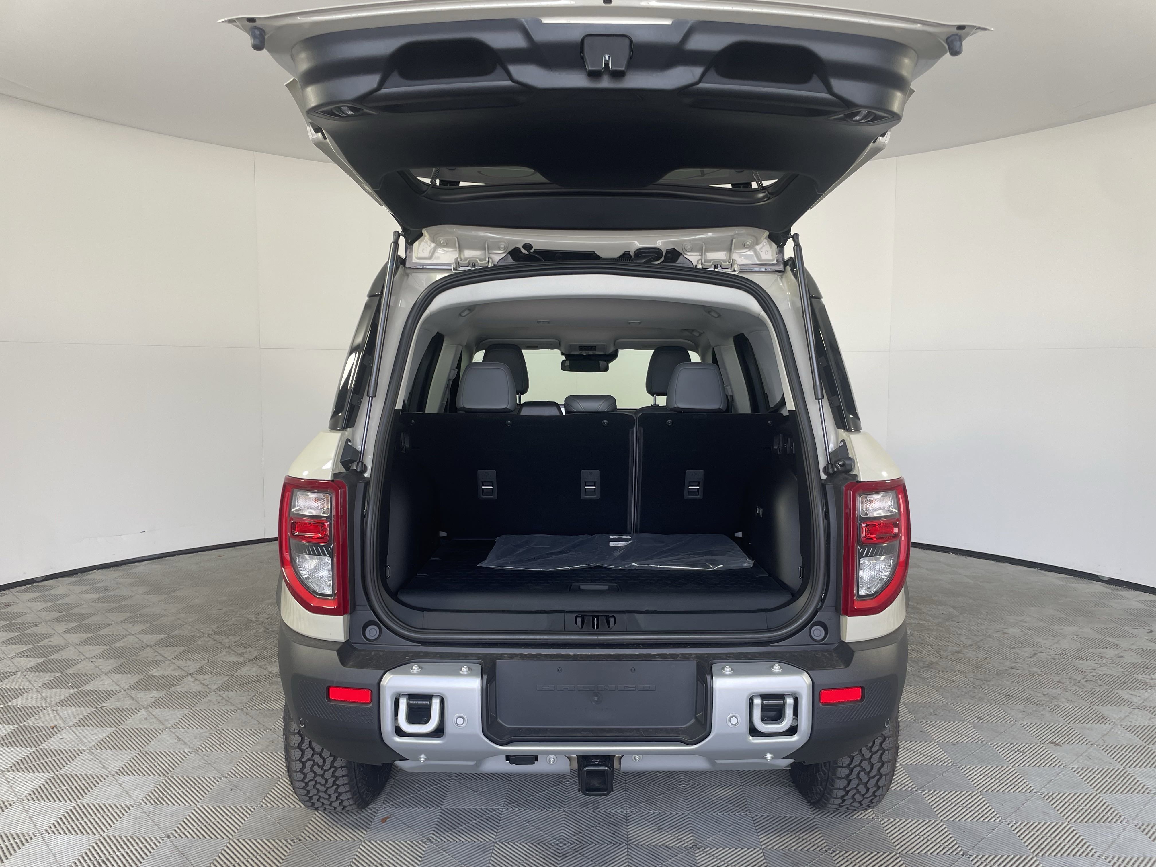 2025 Ford Bronco Sport Badlands photo 4