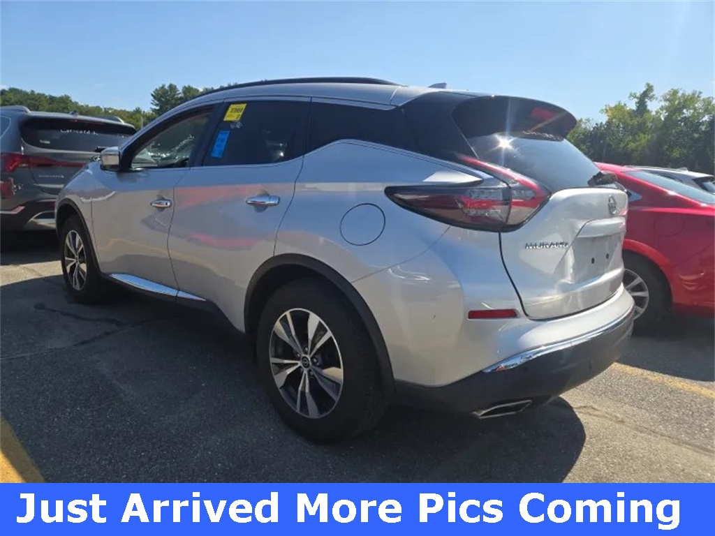 2023 Nissan Murano SV photo 2