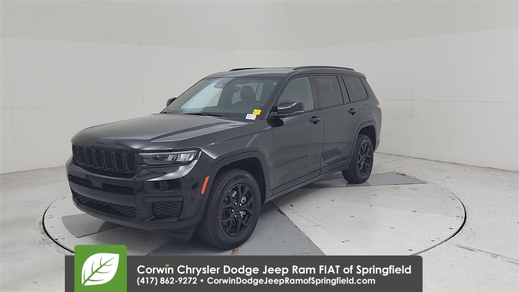 2024 Jeep Grand Cherokee Altitude photo 4