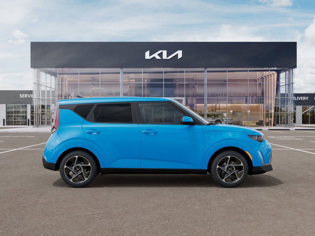 2025 Kia Soul EX photo 7
