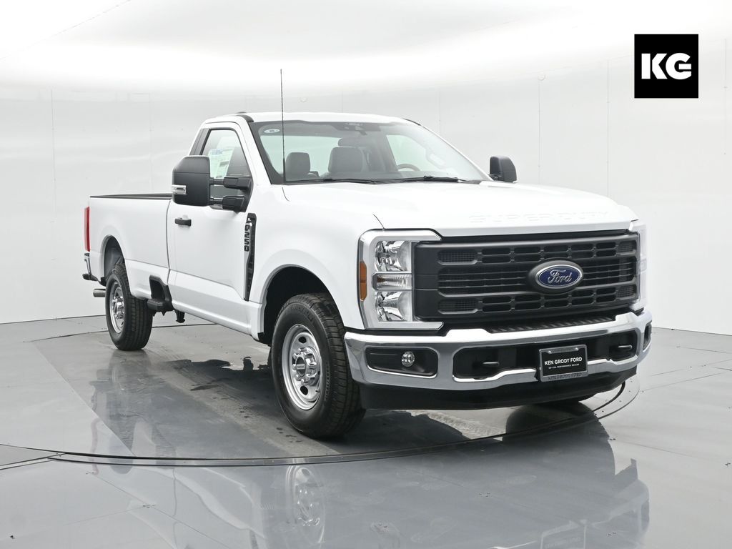 2025 Ford F-250 Super Duty XL