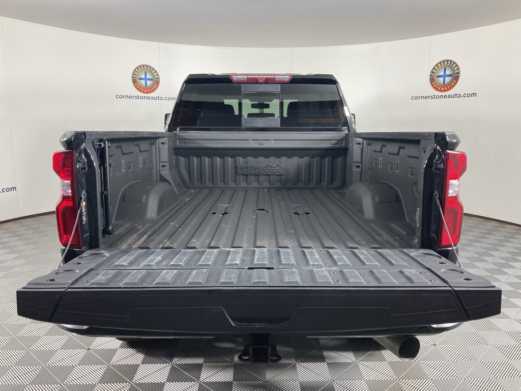 2023 Chevrolet Silverado 2500HD High Country photo 9