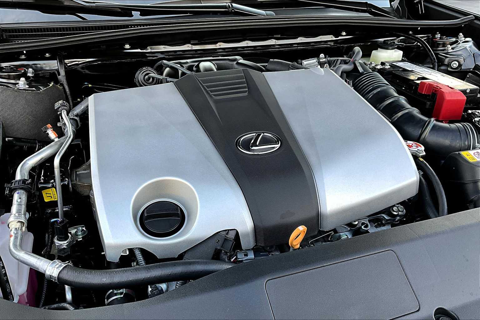 2025 Lexus ES 350 - Photo 20