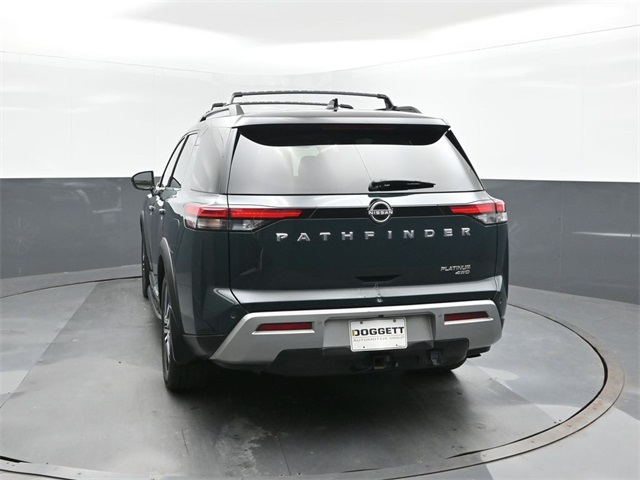 2022 Nissan Pathfinder Platinum photo 8