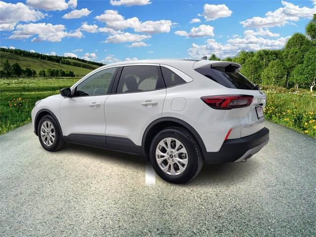 2023 Ford Escape Active photo 2