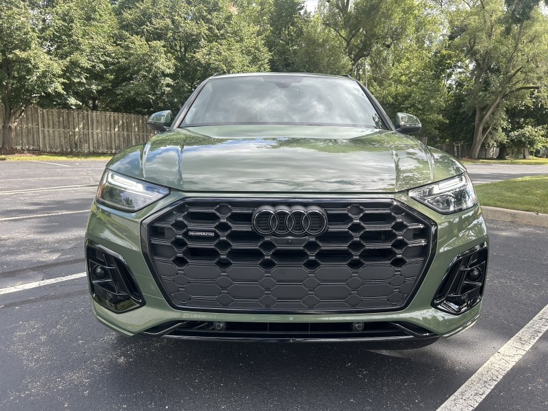 2025 Audi Q5 S line Premium Plus photo 2