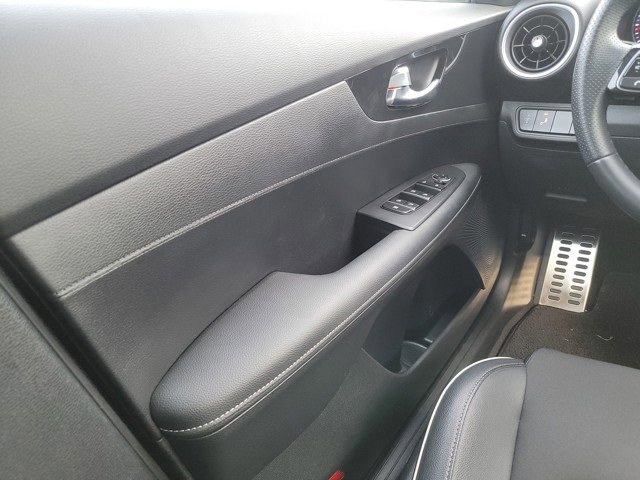 2024 Kia Forte GT-Line photo 28